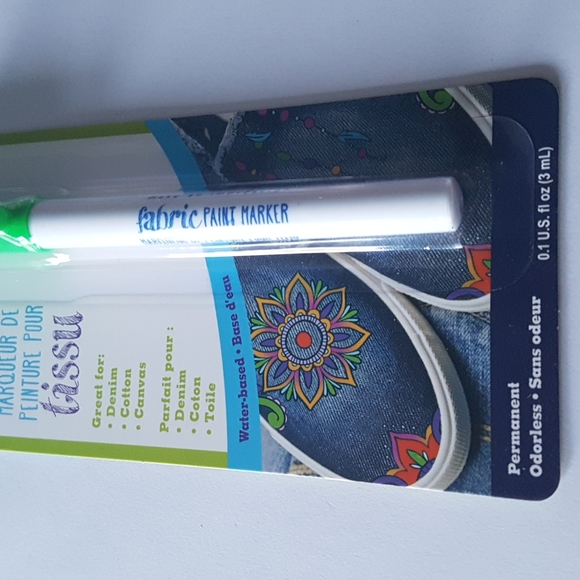 Permanent Fabric Paint Marker (Neon Green) - Picture 4 of 10